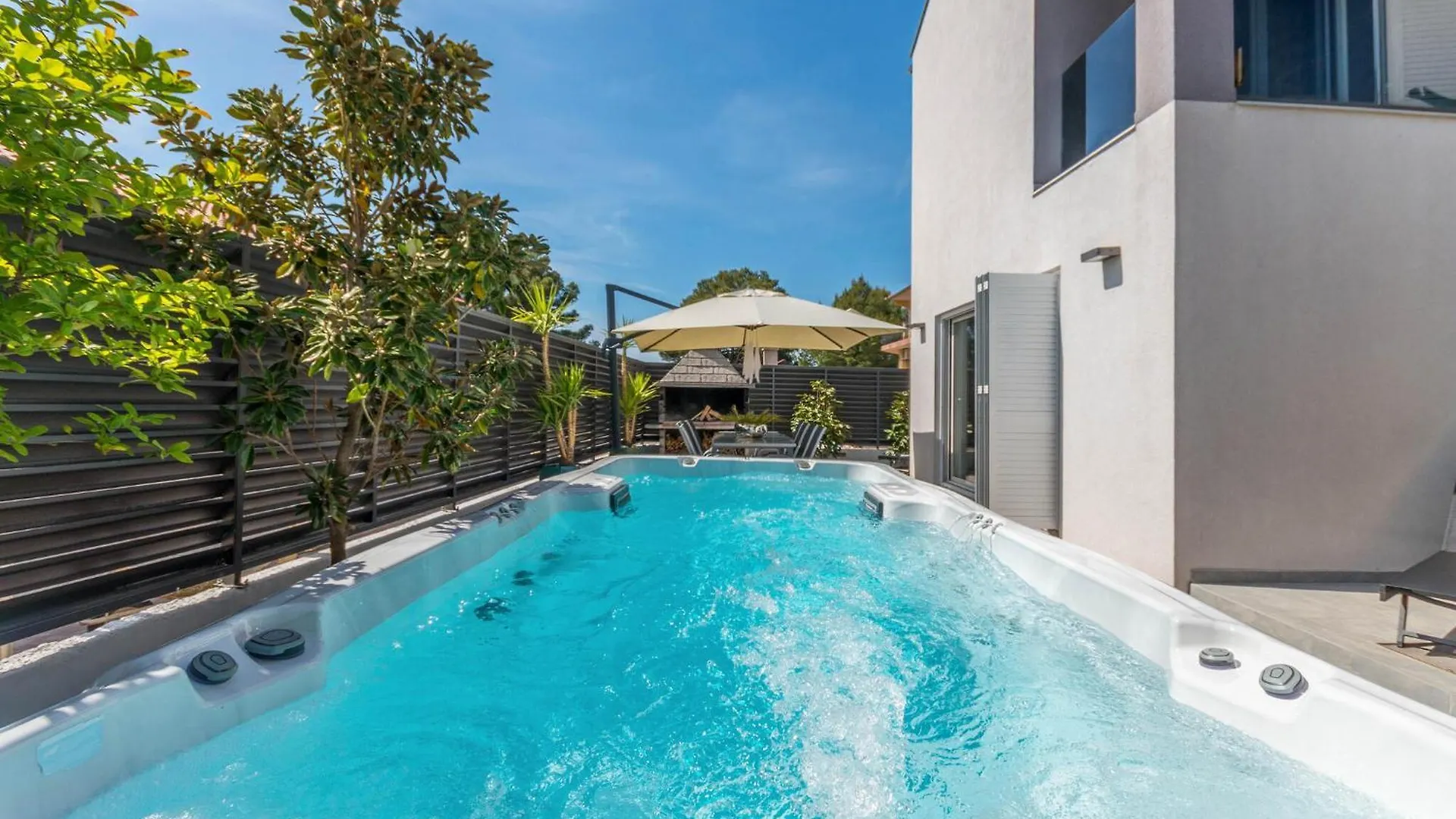 Amazing Home In Biograd With Kitchen Biograd Na Moru 0*,